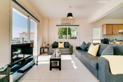 Villa Scarlett