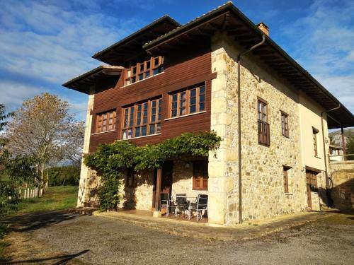 Agroturismo La Casona De Sovi�a