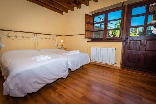 Agroturismo La Casona De Sovi�a