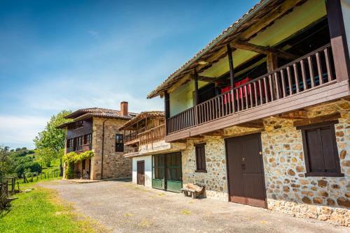 Agroturismo La Casona De Sovi�a