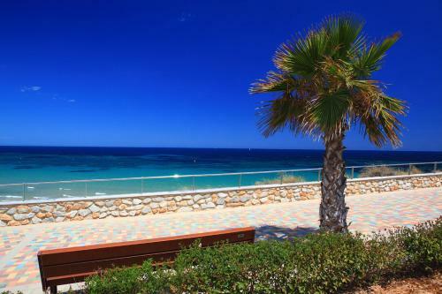 Apartamento Penthouse 2 Bedrooms In Mil Palmeras