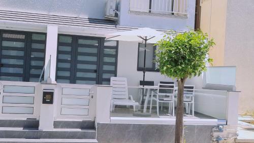 Nissi Twins Apartments