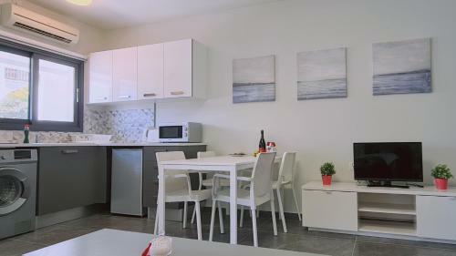 Nissi Twins Apartments