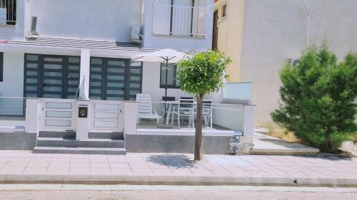 Nissi Twins Apartments