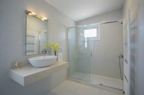 Villa In Ayia Napa With A Pool!