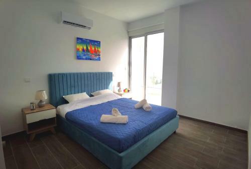 Elite Blue Sunset 3 Bedroom Villa