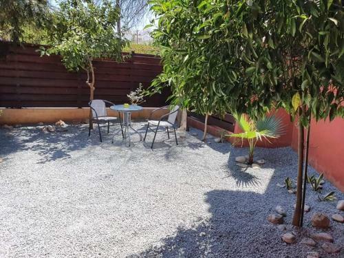 Olimpus 2 Apartment With Garden
