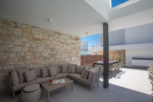 Kube Luxury Villas