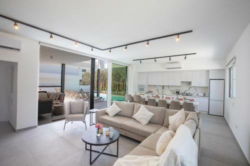Kube Luxury Villas