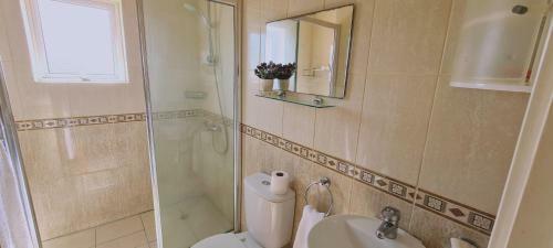 Swallow's Nest 3br Villa