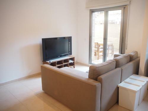 Apartamento Con Fant�stica Terraza. 5min Playa