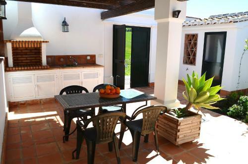 Rosas Cantares: Casa Maurus.