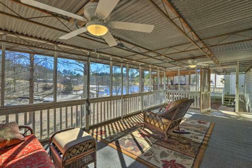 Pet-friendly Wedowee Cabin - Shared Boat Dock