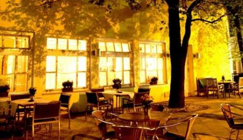 Hotel Csejtei