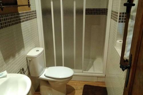 C R Altobierzo, 9 H Y 9 Ba�os