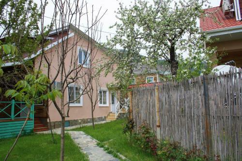 Hostal White Room