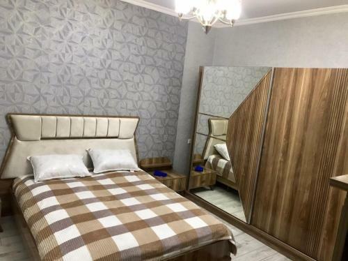 Villa Qusar, Ba? Evi