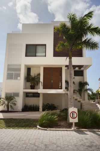 Ocean View 4 Br House- Beach, Private Pool&jacuzzi