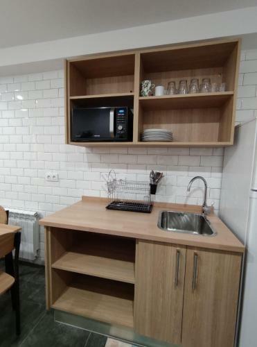 Hostal Pension Cando