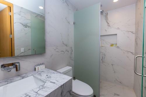 Apartamento Rooftop Pool & Jacuzzi-ocean View, Close To Beach!