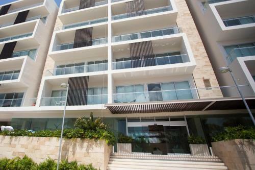 Apartamento Rooftop Pool & Jacuzzi-ocean View, Close To Beach!