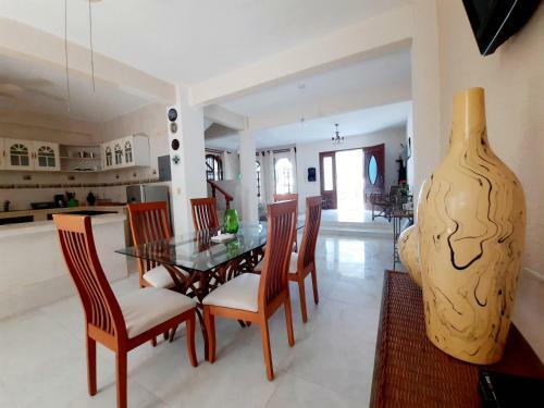 Casa Quintal - Cerca Del Mar