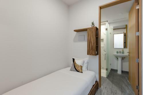 Apartamento Ocean View Condo-beach, Rooftop Pool & Jacuzzi!