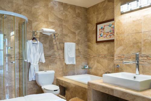 �lamos Inn Hotel Con Jacuzzi Y Piscina