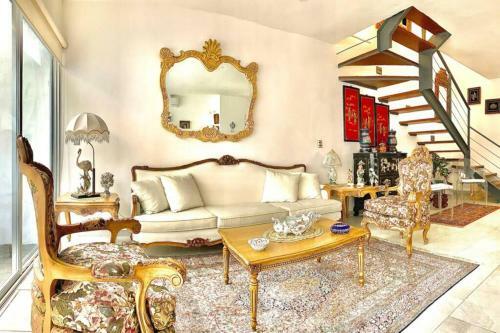 Apartamento Elegante Casa Hermosa En Residencial Con Alberca