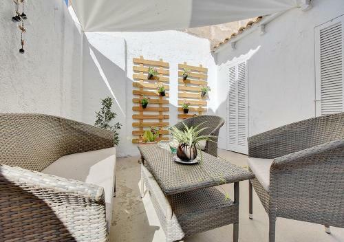 Alvaro Oliver House