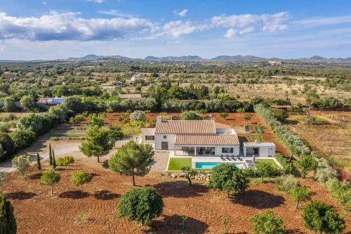 Villa Can Lloren�