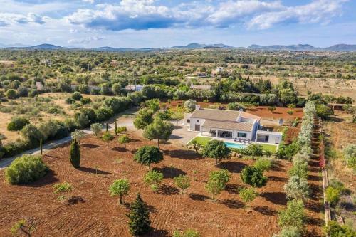 Villa Can Lloren�