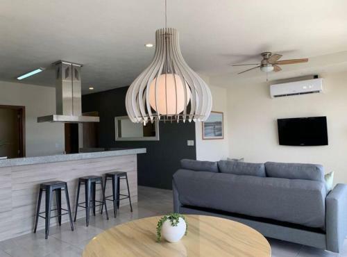 D304 � Incredible 2br Apartment-pool & Jacuzzi