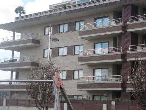 Apartamento Moderno Apto. 200m Playa Caneli�as
