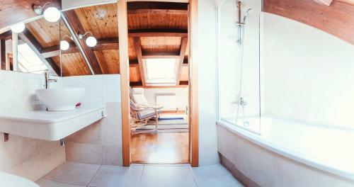 Apartamento D�plex Camino de Santiago I, R�a Real, Pontevedra