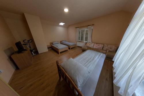 Apartments Crvena Jabuka 1