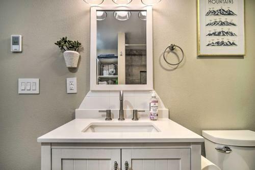 Apartamento Alluring Anchorage Apt - Walk To Coastal Trl!
