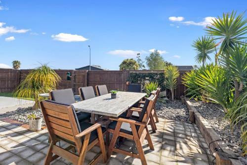 Mahina Magic - Mount Maunganui Holiday Home