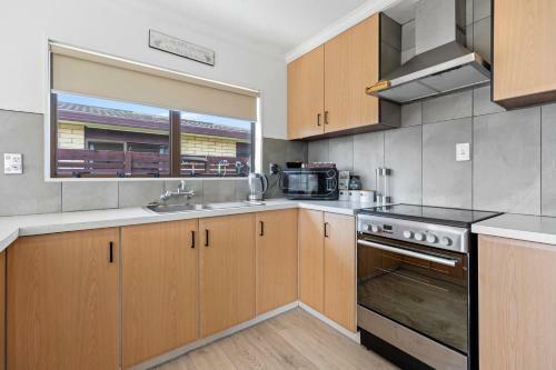 Mahina Magic - Mount Maunganui Holiday Home