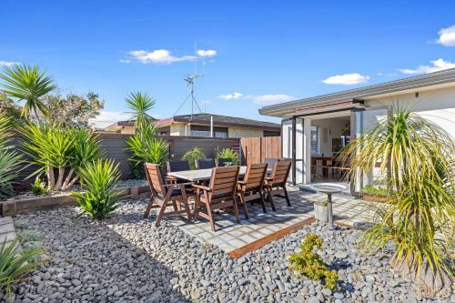 Mahina Magic - Mount Maunganui Holiday Home