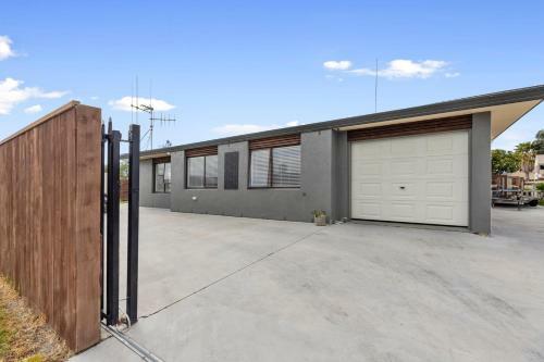 Mahina Magic - Mount Maunganui Holiday Home