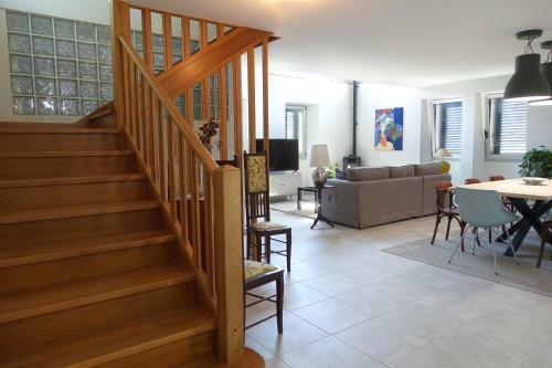 Bat�n - Preciosa Casa En El Valle Del Saln�s