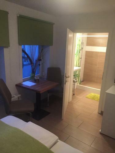 Hostal Pension Sunnseitn
