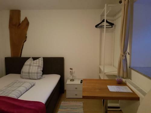 Hostal Pension Sunnseitn