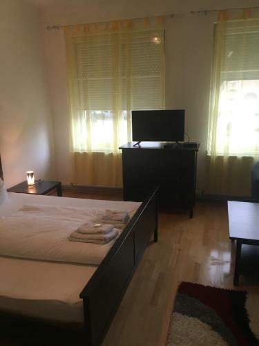 Hostal Pension Sunnseitn