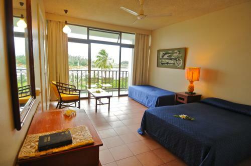 Savusavu Hot Springs Hotel
