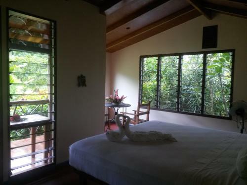 Kingfisher Beach House
