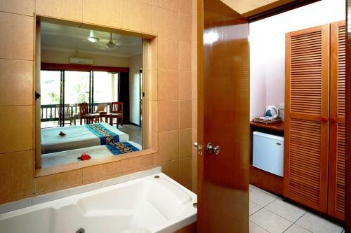 Hotel Anchorage Beach Resort
