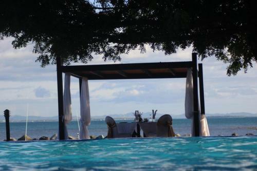 Hotel Anchorage Beach Resort