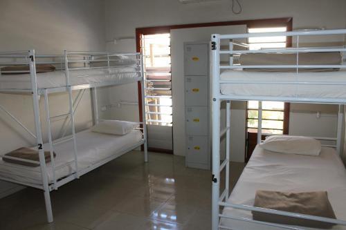 Smugglers Cove Beach Resort & Hotel